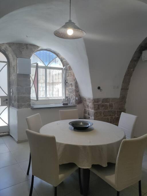 שלווה בעיר העתיקה - Peace In The Heart Of The Old City Safed Kültér fotó